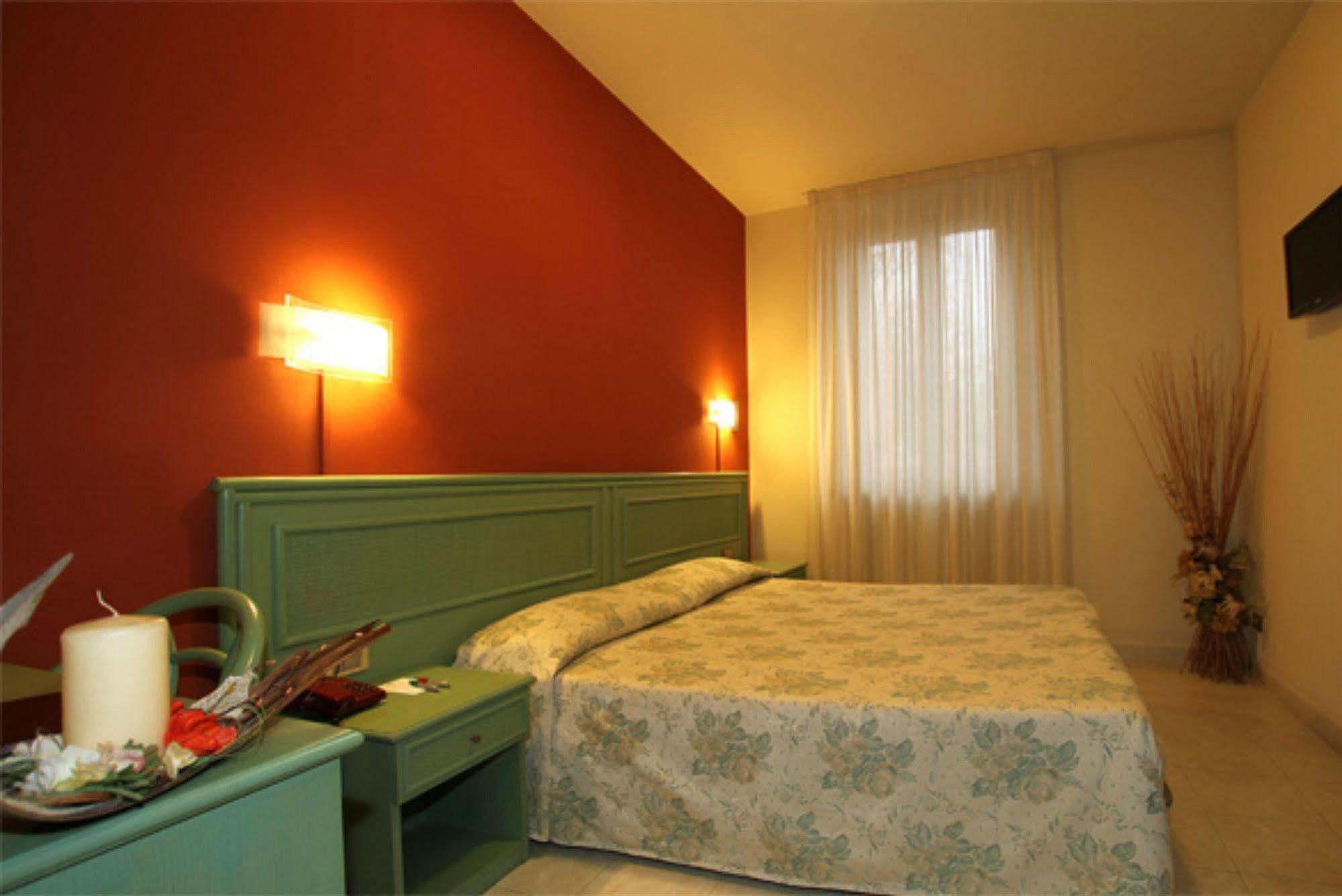 Hotel Molinari 3*
